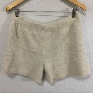 NWT Jacquemus Cream Fuzzy Shorts